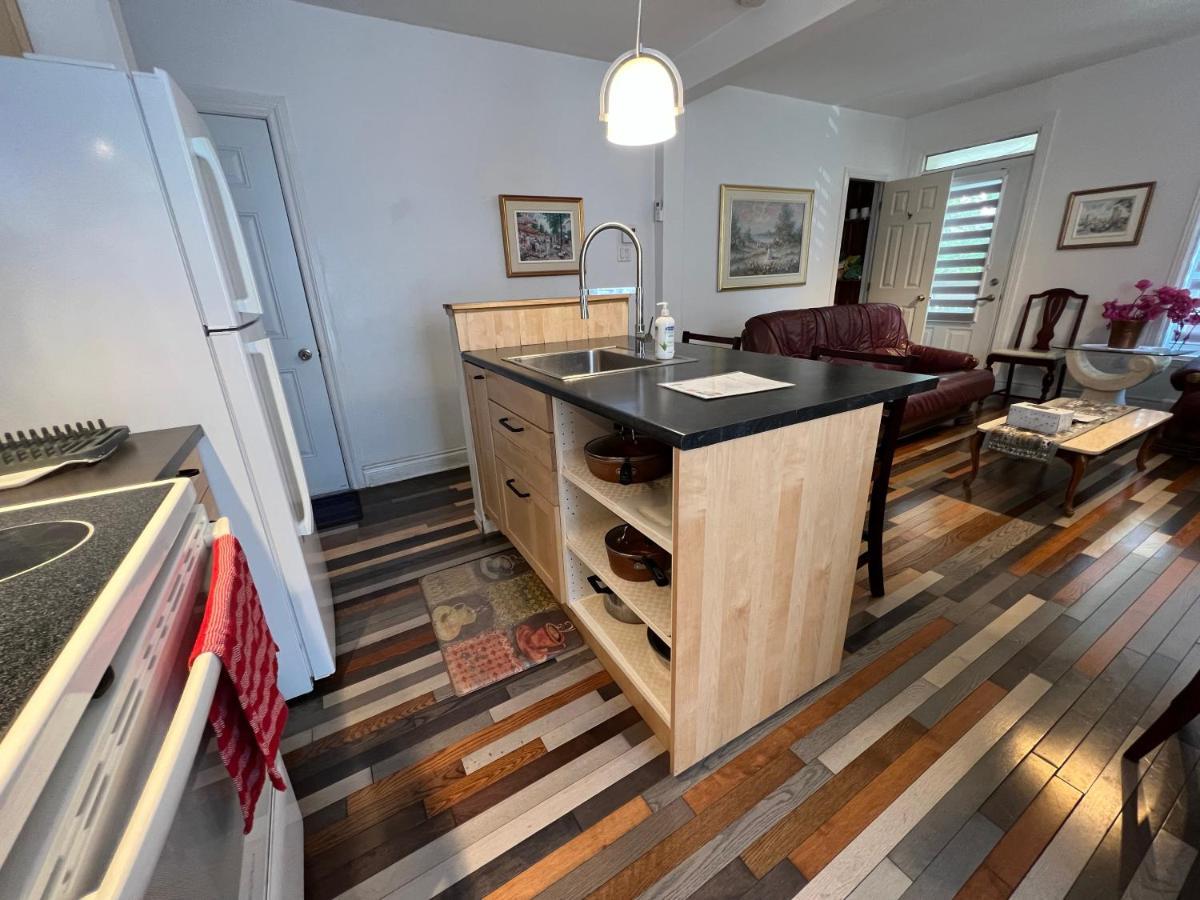 Le 2316 Apartman Saint-Hyacinthe Kültér fotó