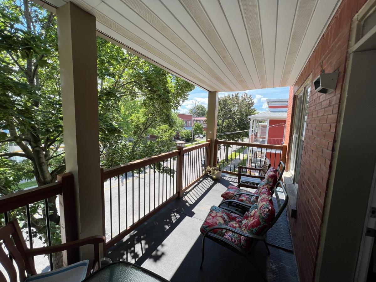 Le 2316 Apartman Saint-Hyacinthe Kültér fotó
